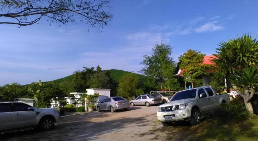 White Rock Resort Pakchong Exterior photo