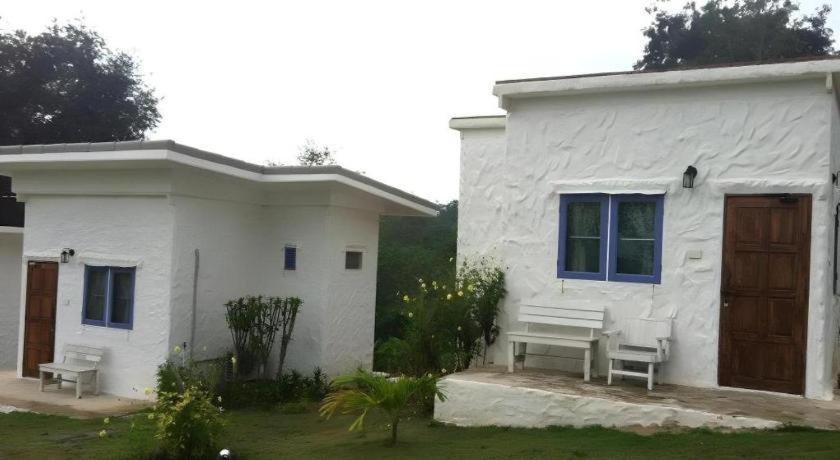 White Rock Resort Pakchong Exterior photo
